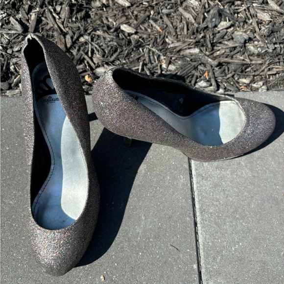 Fergalicious sparkle heels - Picture 2 of 3